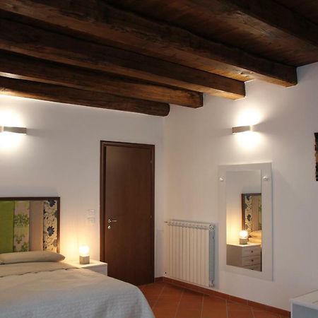 Le Vie Mediterranee Torre di Ruggiero Extérieur photo