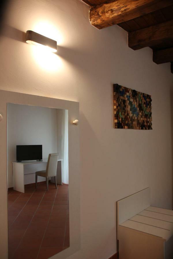 Le Vie Mediterranee Torre di Ruggiero Extérieur photo