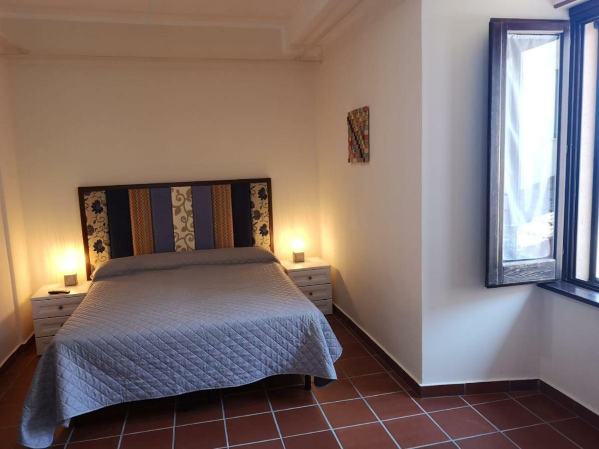 Le Vie Mediterranee Torre di Ruggiero Extérieur photo