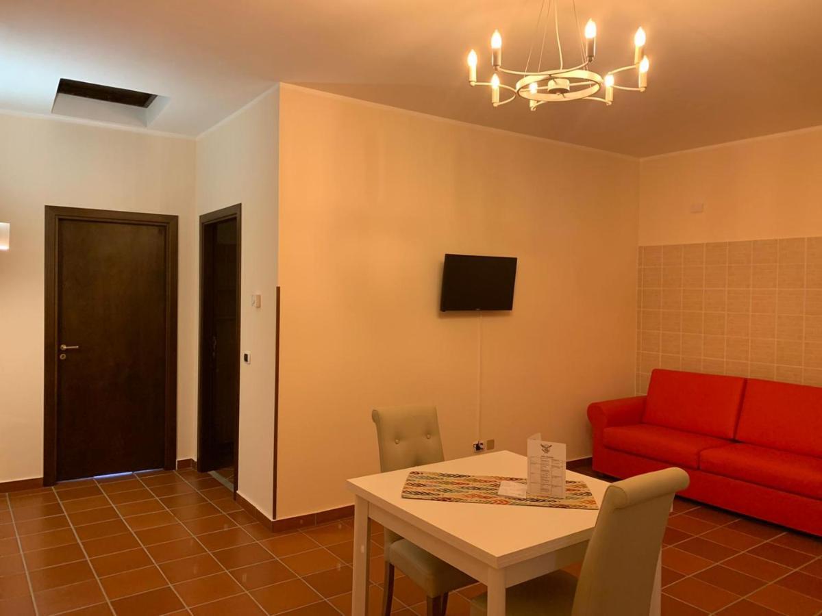 Le Vie Mediterranee Torre di Ruggiero Extérieur photo