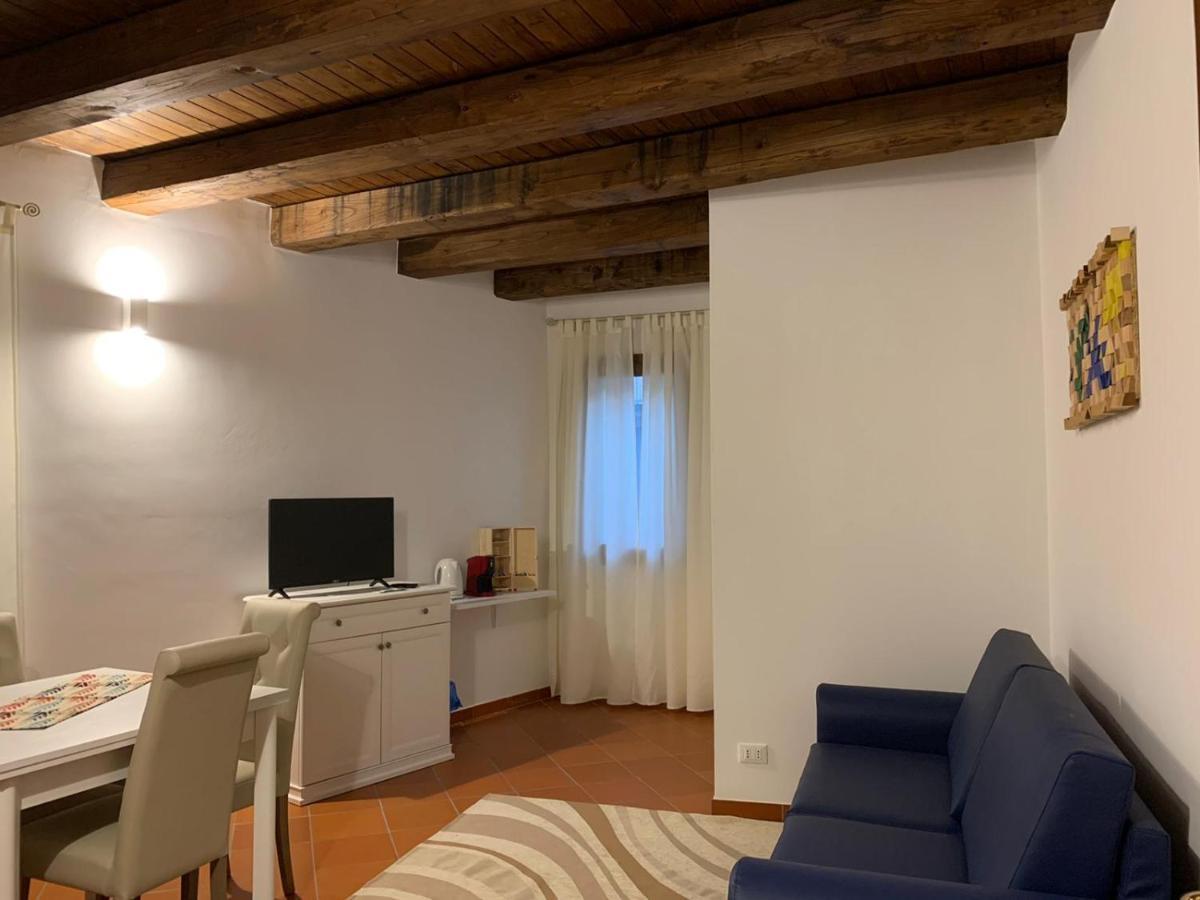 Le Vie Mediterranee Torre di Ruggiero Extérieur photo