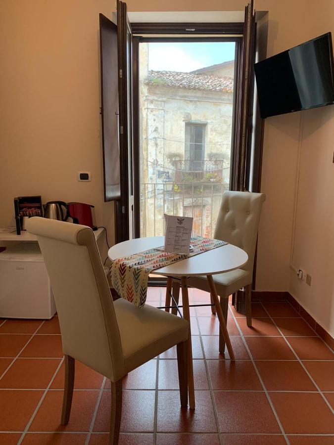 Le Vie Mediterranee Torre di Ruggiero Extérieur photo